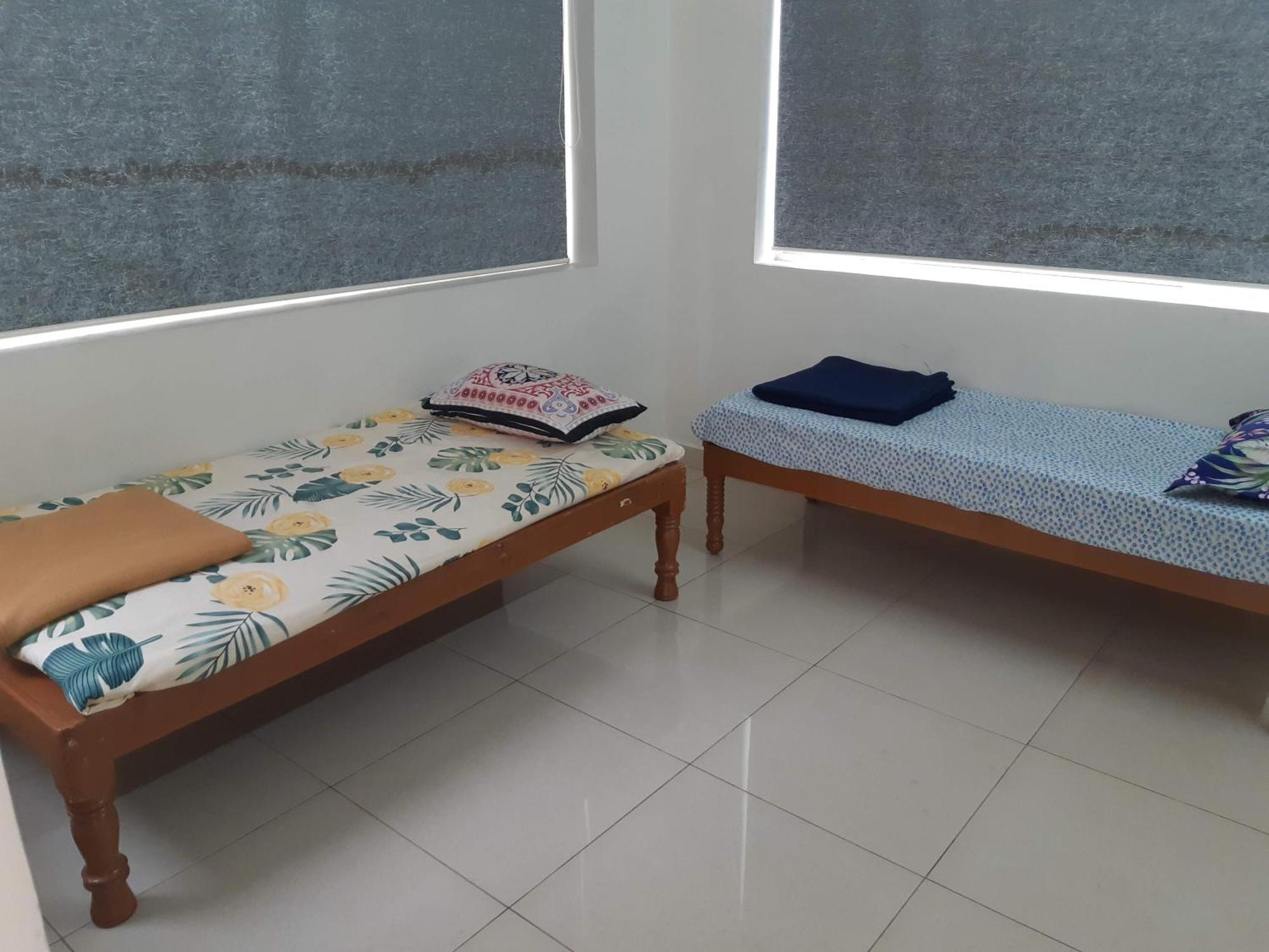 Srinivasa Hotel تيروباتي المظهر الخارجي الصورة